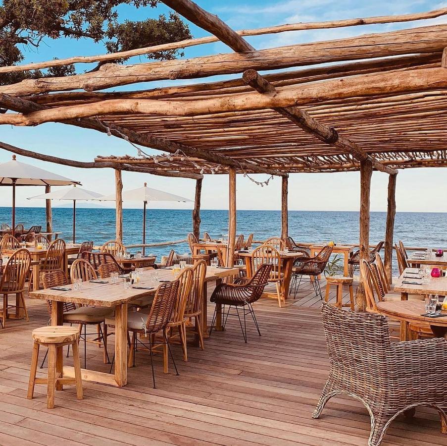 Studio A 100M De La Plage Et De La Piscine Червйоне Екстер'єр фото
